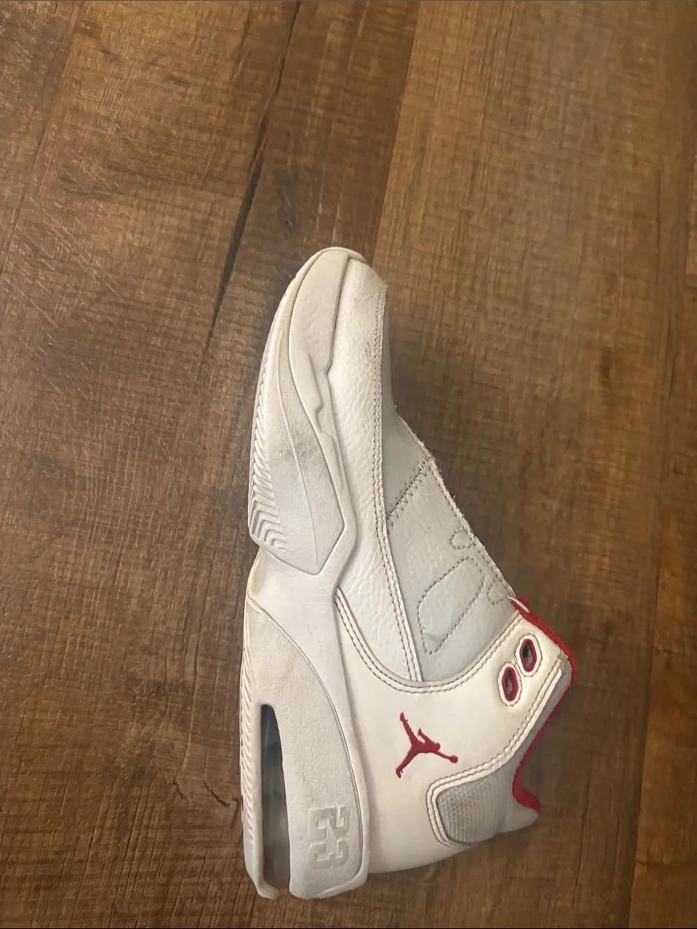 Jordan White and Red Low-Top  basketball shoes NO LACES